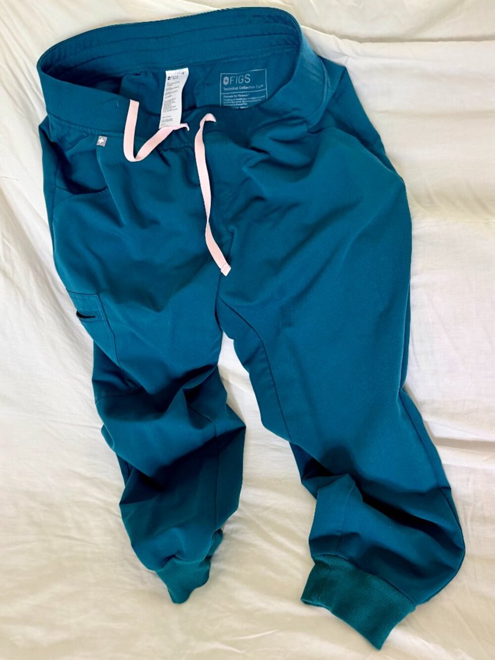 FIGS Jogger Scrub Pants (Caribbean Blue, likely Zamora style, L/P)